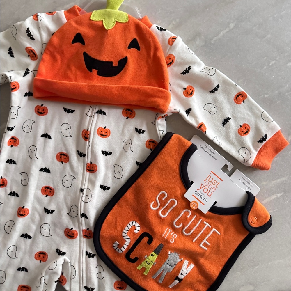 Halloween baby Romper with beanie